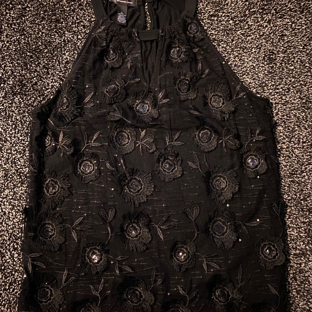 BLACK FLORAL BLOUSE